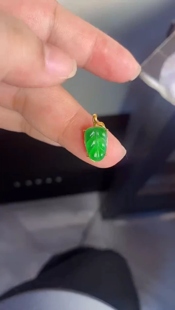 吊坠(不含链)银S925镶嵌翡翠1