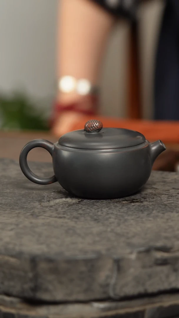 壶松果汉瓦原矿泥料全手工精品坭兴陶茶器
