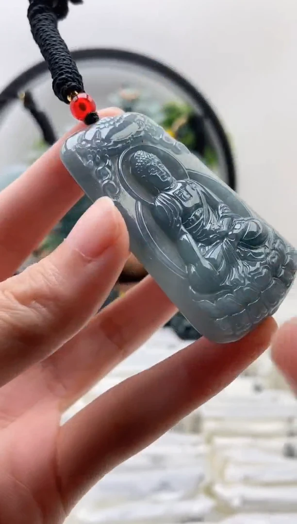 翡翠未镶嵌颈饰阿弥陀佛