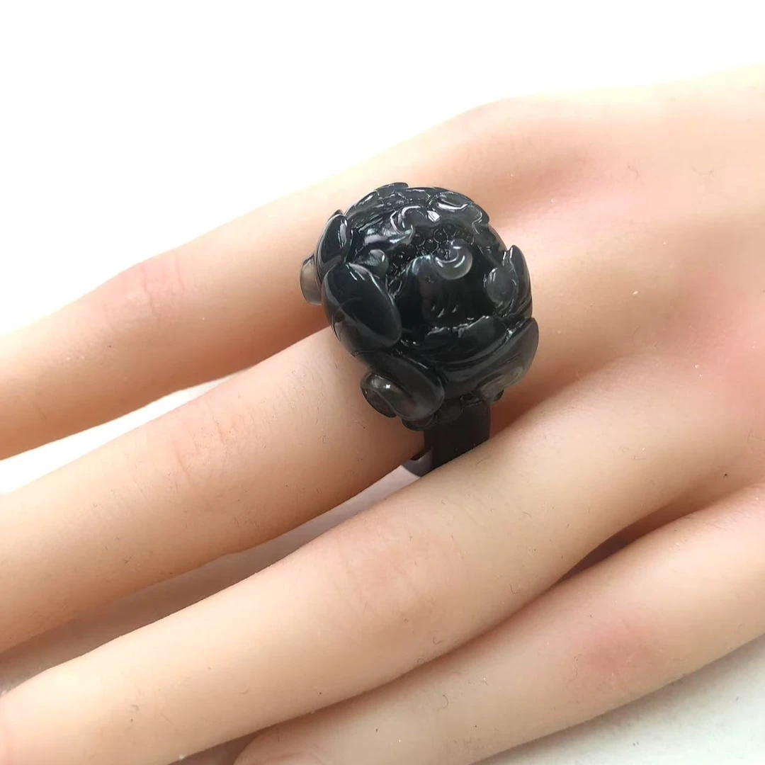 和田玉烟紫牡丹花戒指一体老料雕刻手工95