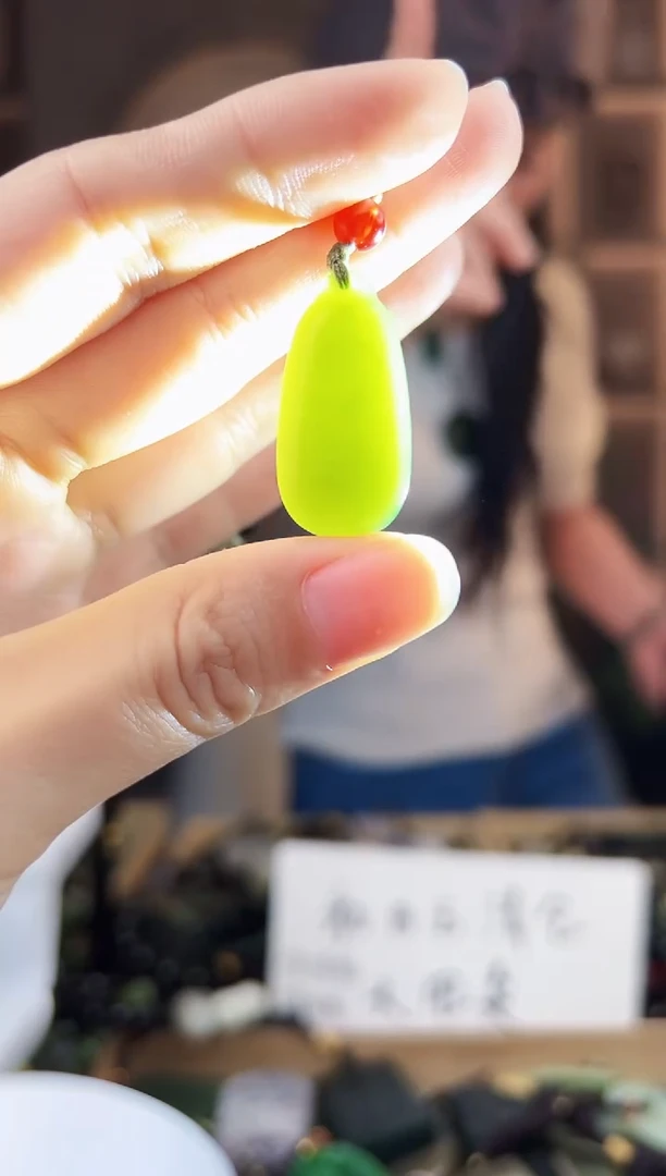 颈饰未镶嵌和田玉拍一发一，多样性发货