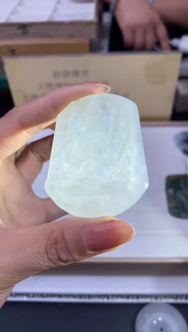 颈饰未镶嵌翡翠42748