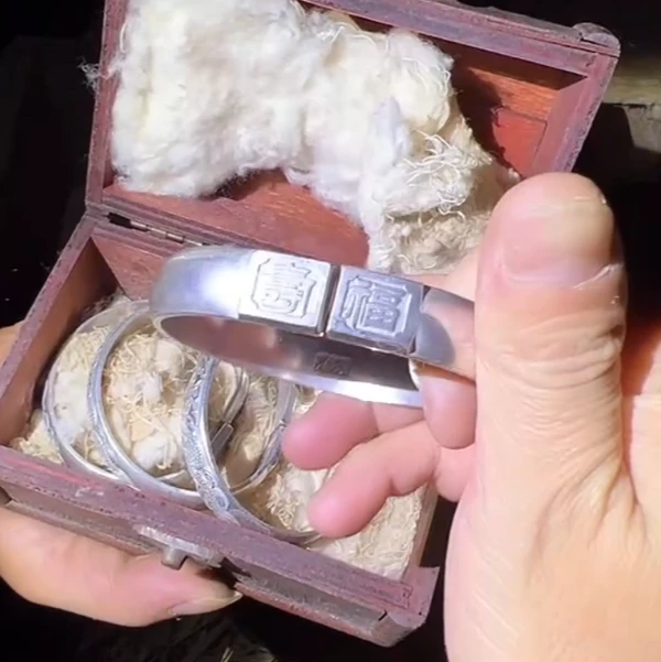 精选家居摆件 精选家居摆手镯   现代仿古摆件