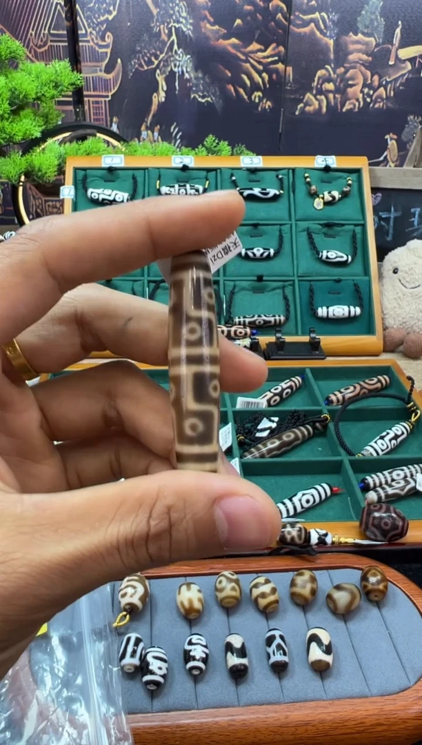 合金颈饰玛瑙/玉髓（覆膜）100.