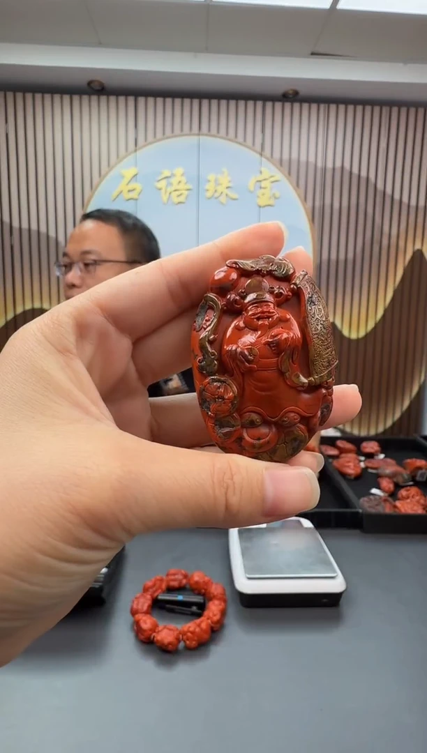 未镶嵌雕刻南红玛瑙113ZB0917产品一个