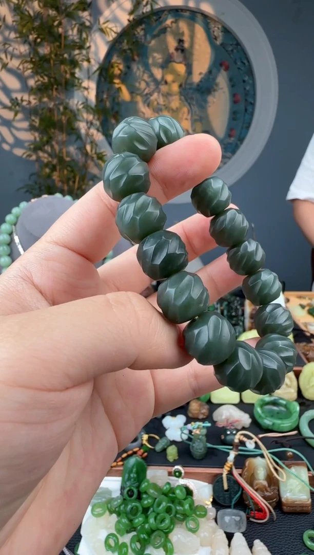 颈饰未镶嵌和田玉和田玉