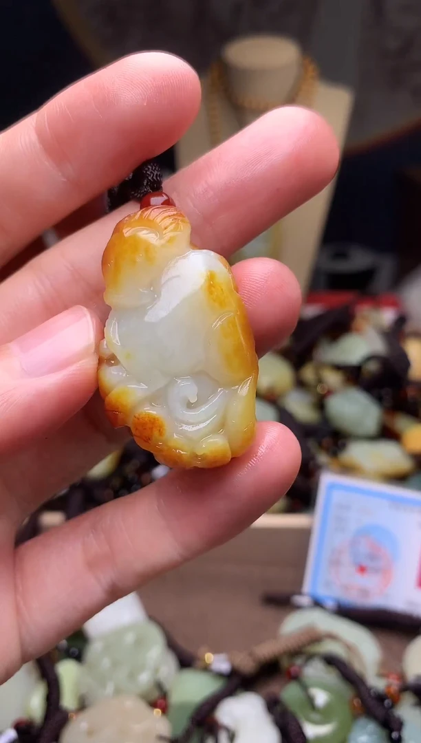 颈饰未镶嵌和田玉新疆料青海料清水和田玉吊坠