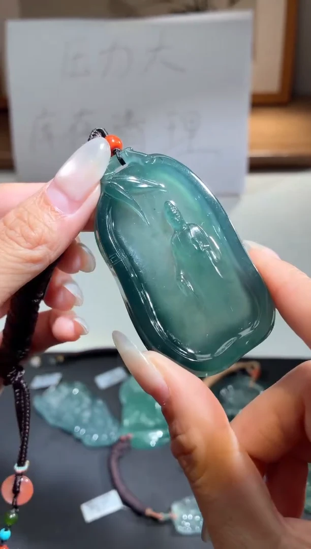 吊坠(不含链)未镶嵌翡翠天然翡翠A货