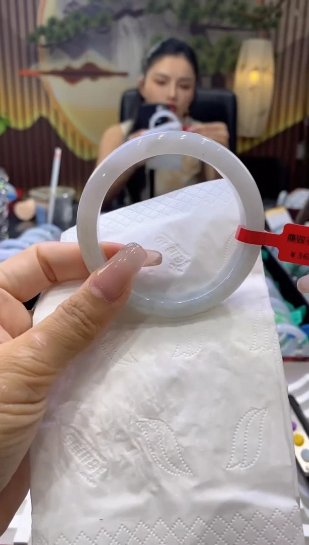 翡翠手镯未镶嵌00003008