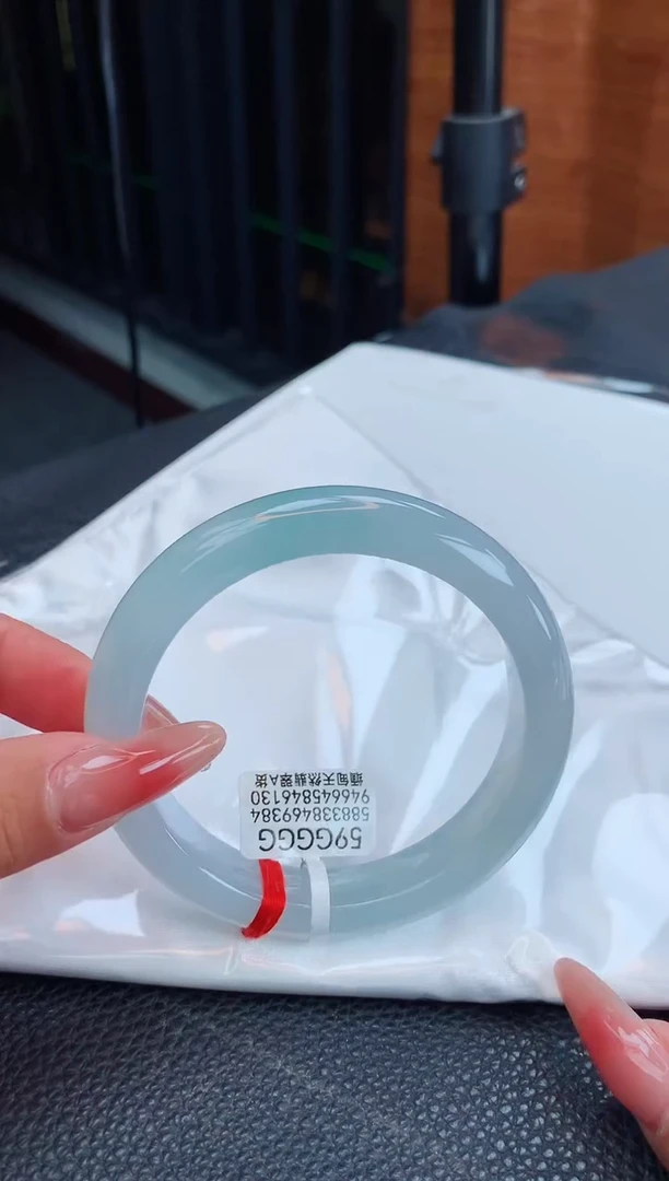 【闪购商品】翡翠手镯未镶嵌缅甸天然翡翠A货手镯