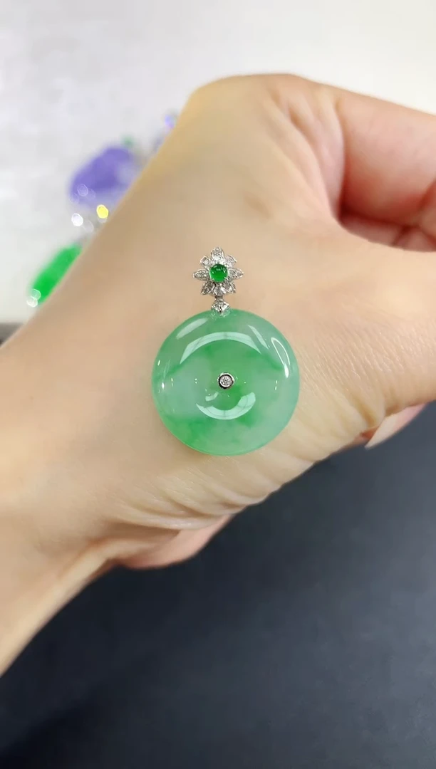 吊坠(不含链)18K金镶嵌翡翠53|6500