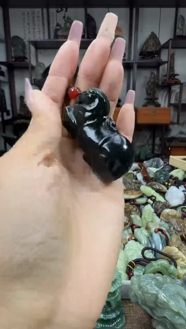 未镶嵌和田玉把件1