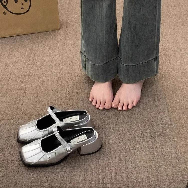 高跟包头半拖鞋女外穿2025新款春夏季粗跟中跟银色玛丽珍单鞋凉拖