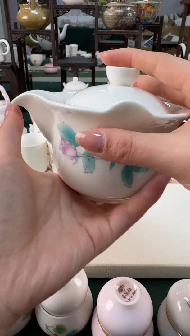 【闪购商品】瓷器 ······.......