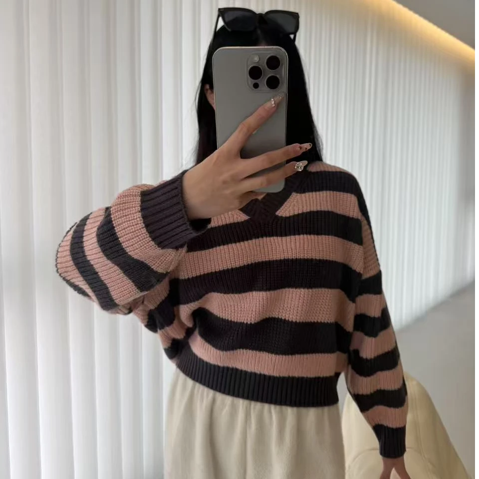 慵懒风横条纹女春季新款长袖v字领宽松撞色学院女