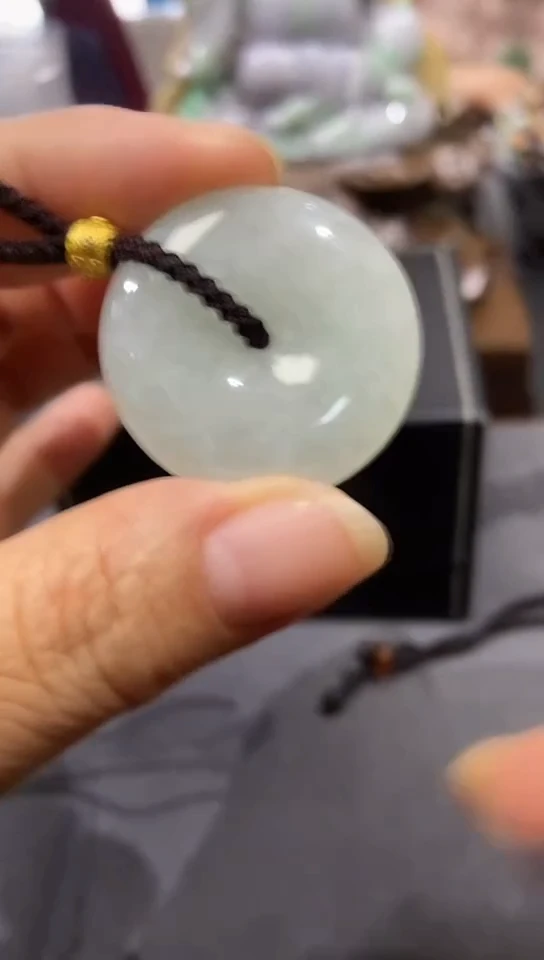 翡翠未镶嵌颈饰花***～吊坠