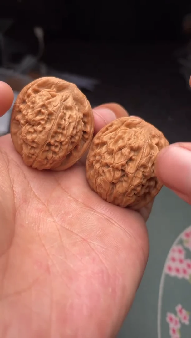 把件文玩核桃a147   莲花 34尺