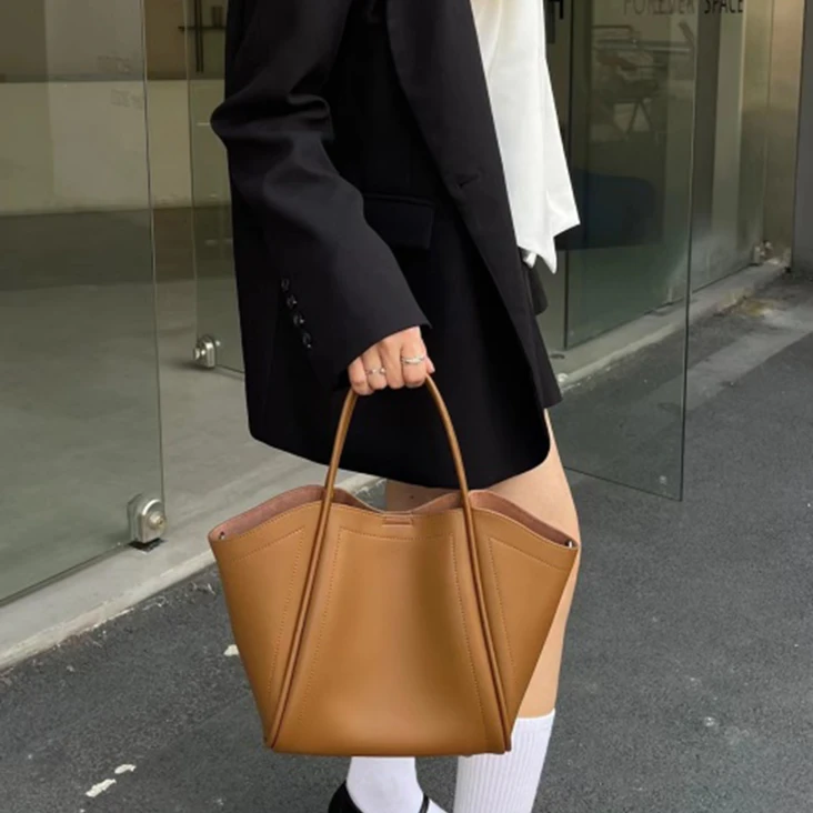 【RAIN.CUN】SLBL-9977-焦糖气质时尚百搭简约斜跨轻奢女包