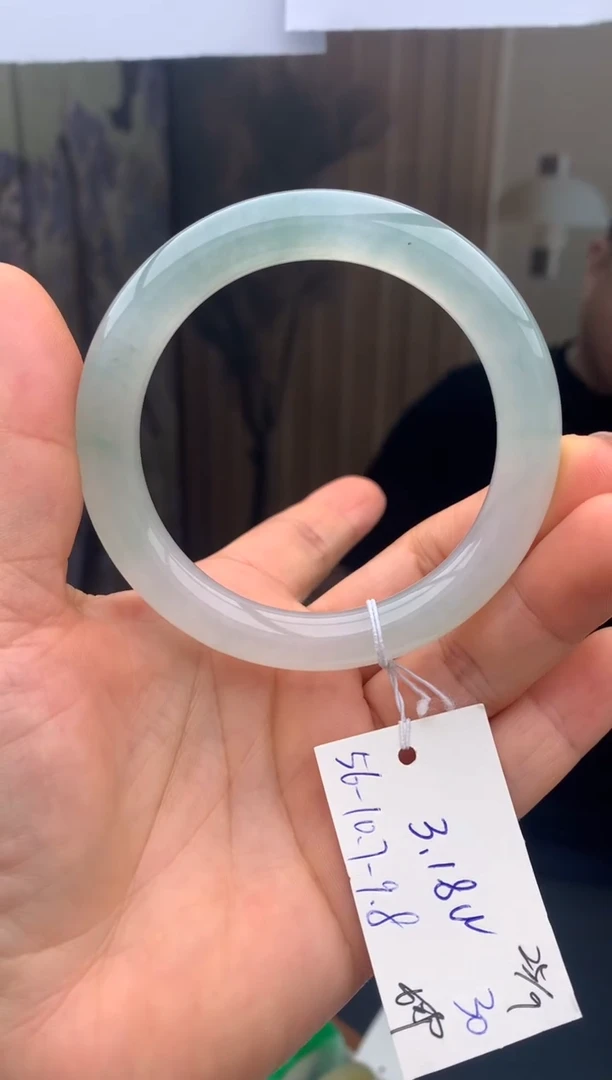 未镶嵌手镯翡翠26
