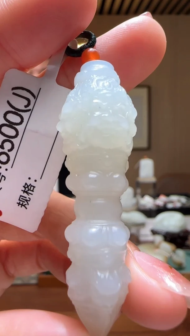 颈饰未镶嵌和田玉J