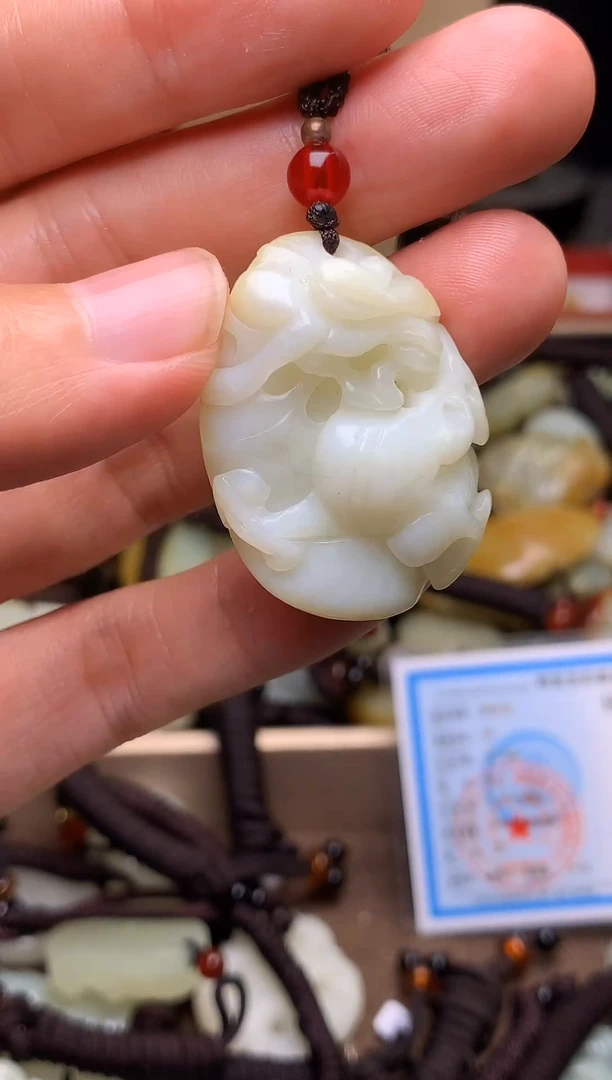 颈饰未镶嵌和田玉新疆料青海料清水和田玉吊坠