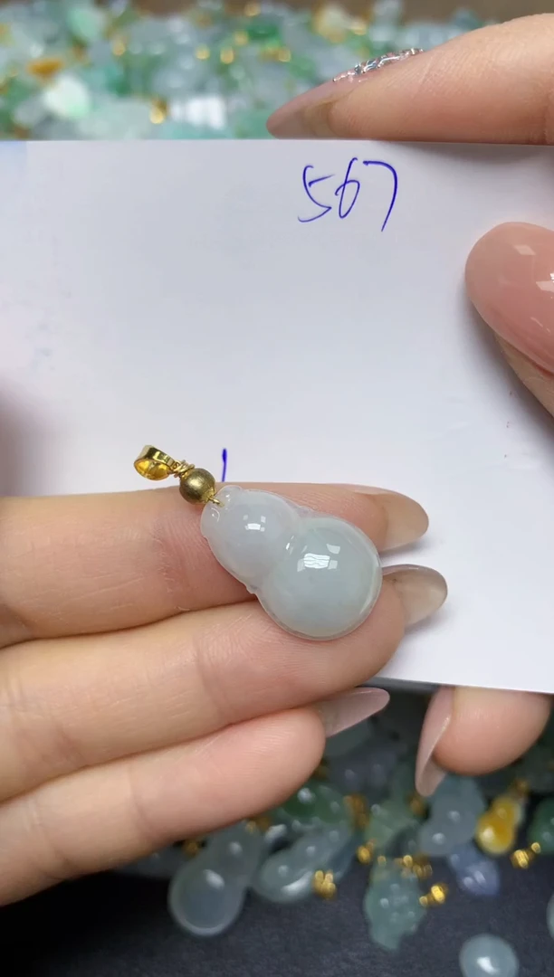 【闪购商品】翡翠挂件合金 天然翡翠A货