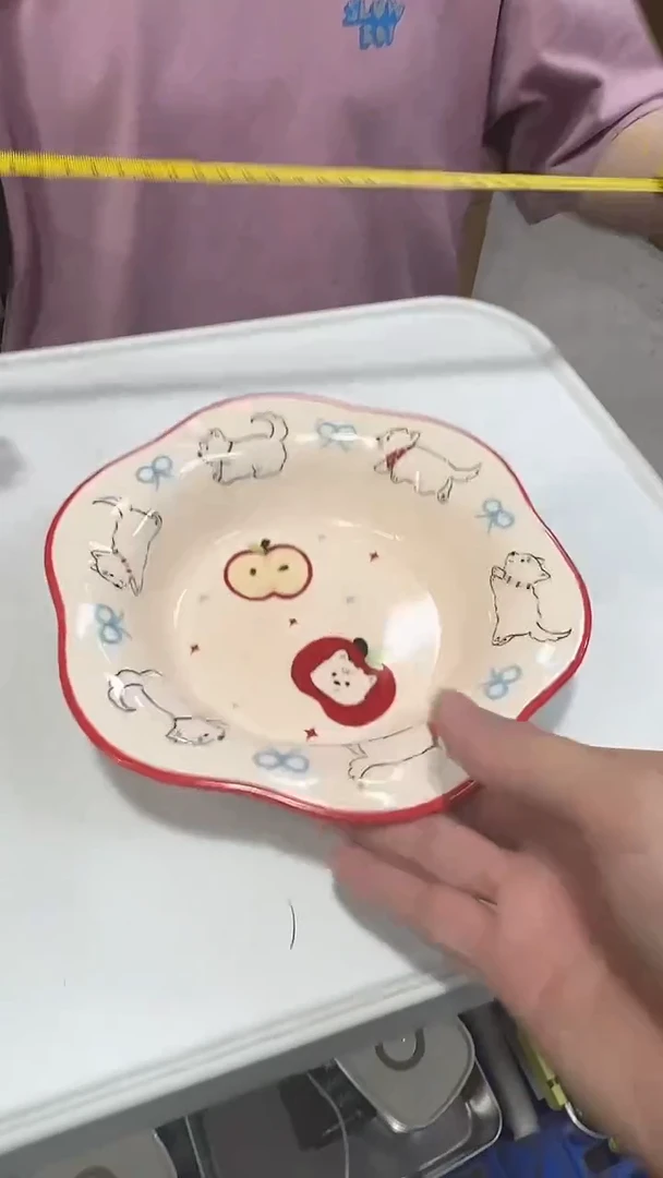 瓷片花边苹果小狗7.8深盘