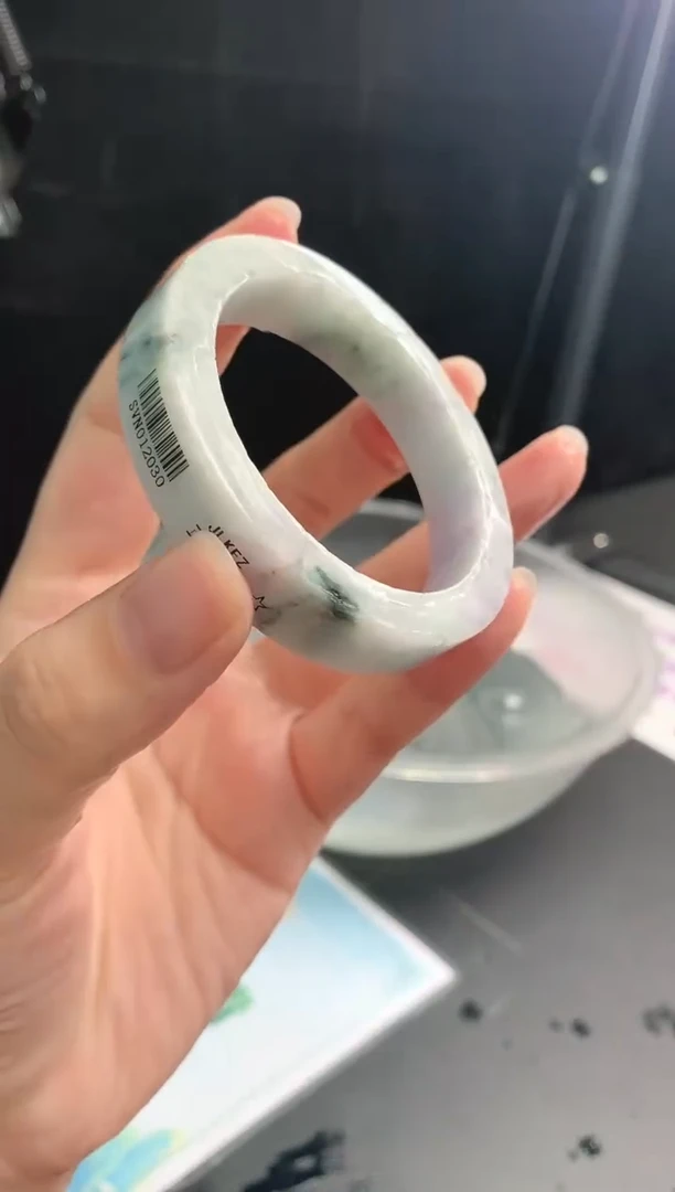 【闪购商品】定制翡翠手镯未镶嵌6 53正
