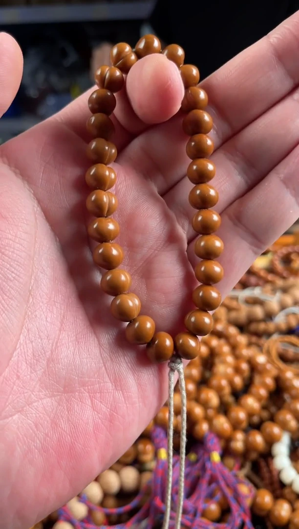 吊坠猴头核桃王胖子文玩工作室1.0左右屁桃238