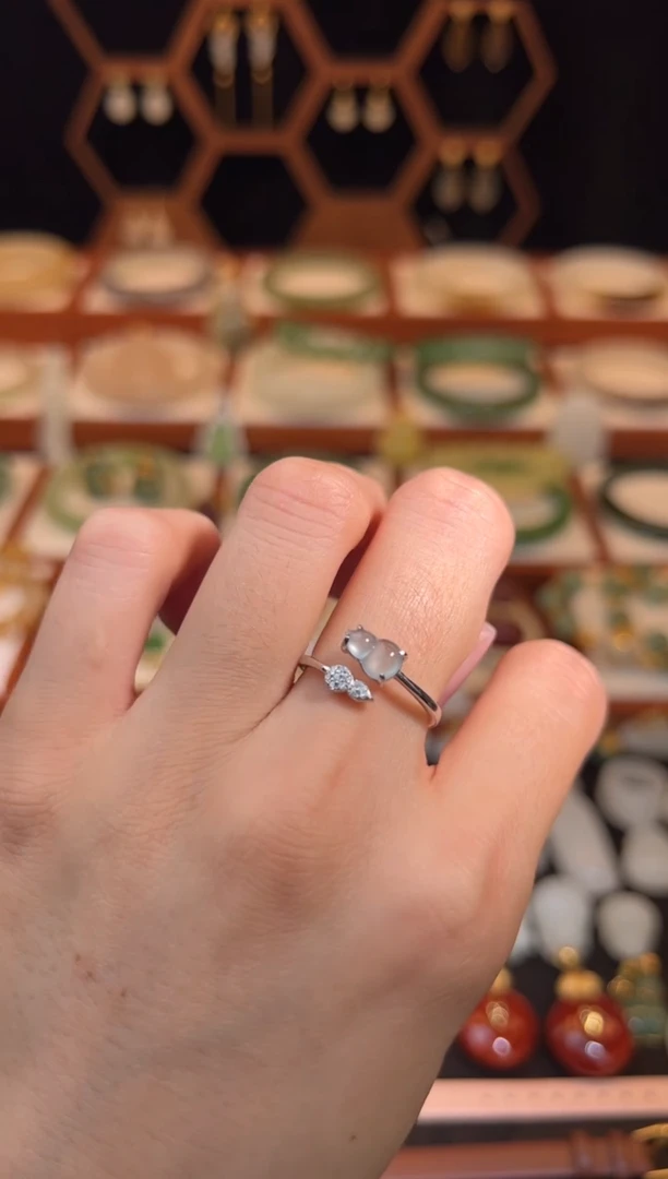 银S925镶嵌戒指翡翠福利