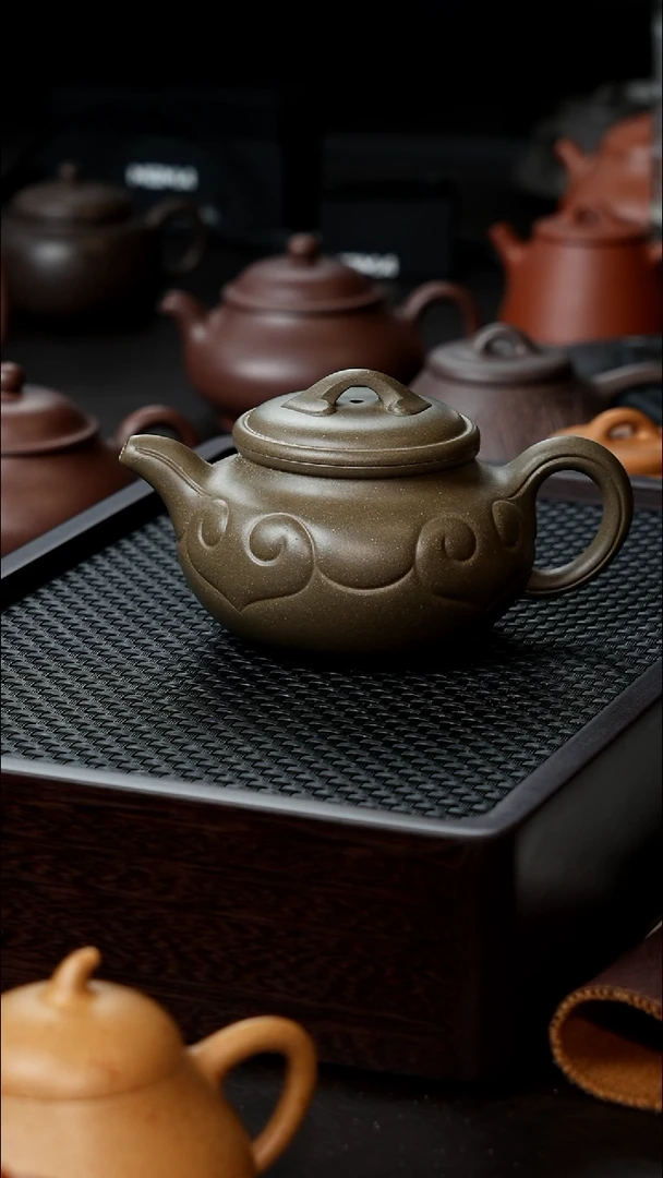 茶壶紫砂松华青段微瑕仿古如意半手200