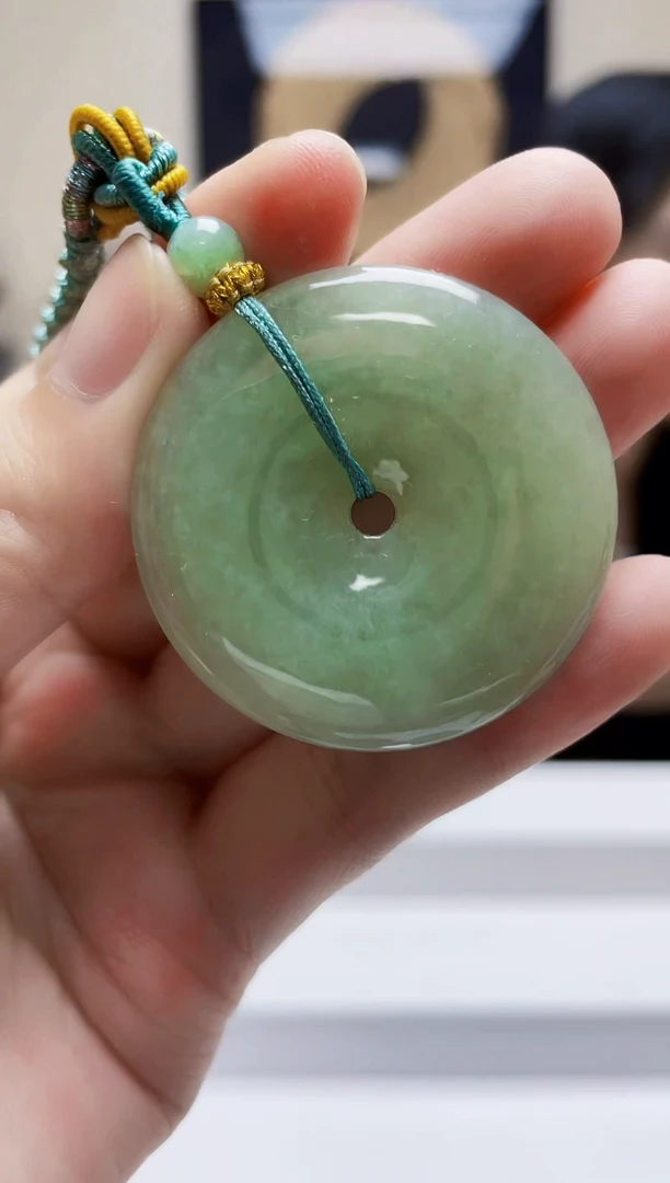 未镶嵌定制翡翠吊坠78