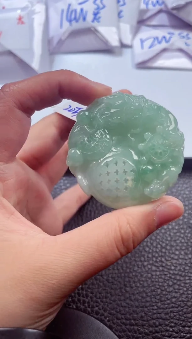 颈饰未镶嵌翡翠00009305