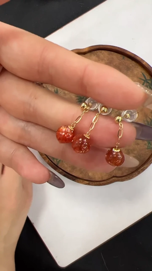 【闪购商品】日光石耳钉18K金镶嵌XC787约7mm多样性发一件