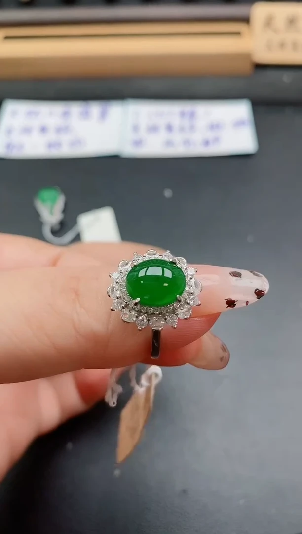 银S925镶嵌戒指翡翠1