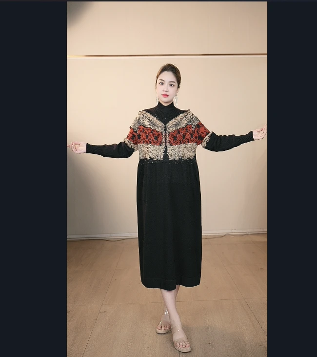 【嘉施兰格】1716复古风冬款半高领2025中长款带钻连衣裙严选爆款