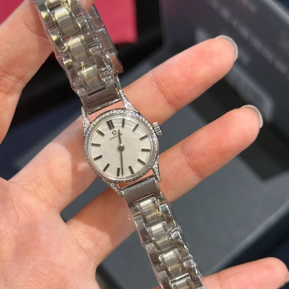 95新 Omega/欧米茄 手动机械后钻20mm/公价32999/W12346
