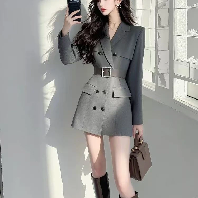 2025年早春季法式时尚休闲高级感重要场合气质收腰灰色西装连衣裙