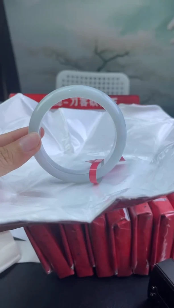 翡翠手镯未镶嵌7翡翠手镯