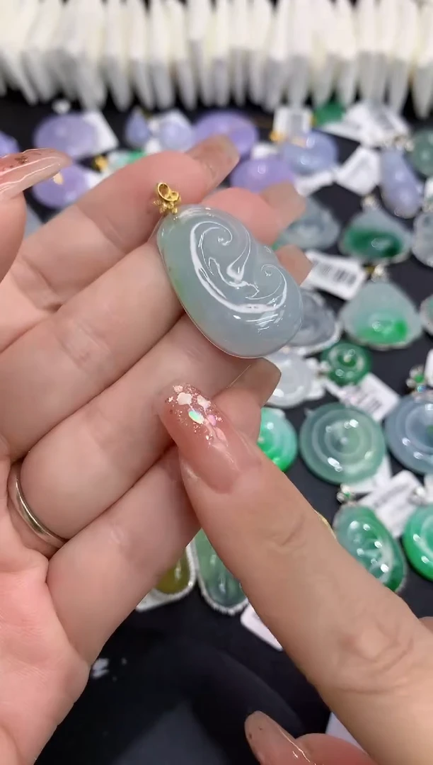 吊坠(不含链)18K金镶嵌翡翠11111111111111