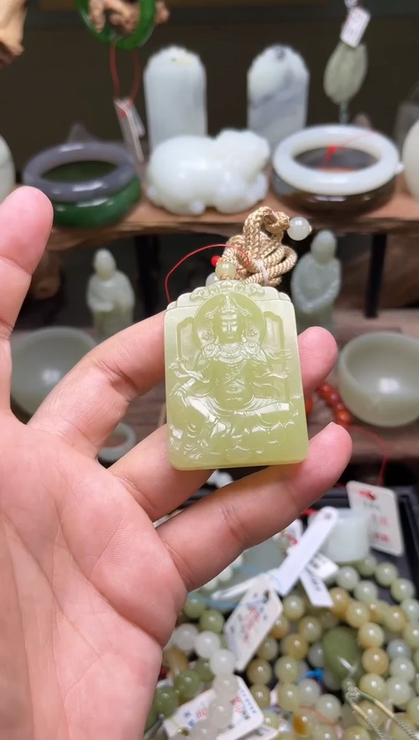 和田玉吊坠未镶嵌若羌黄玉 观音 9008036