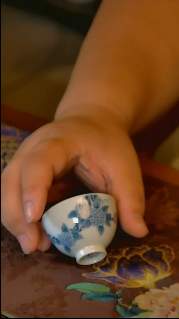 杯手工手绘杯杯很美丽