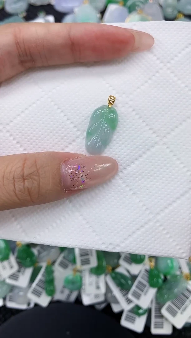 颈饰未镶嵌翡翠1111111111