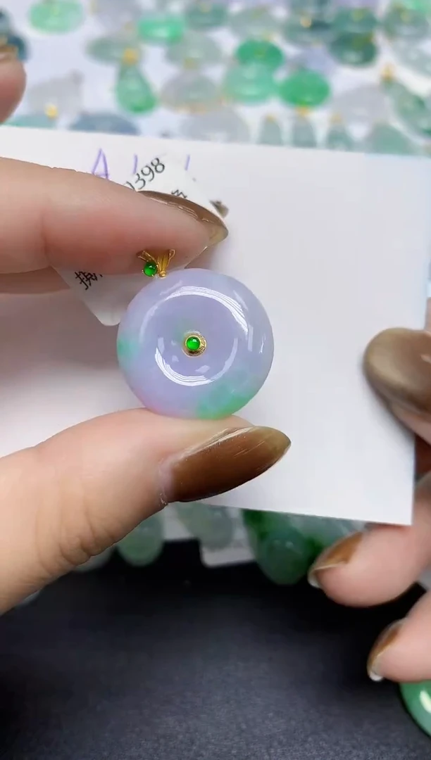 颈饰18K金镶嵌翡翠天然缅甸翡翠A货翡翠百元以上9元证书费自理