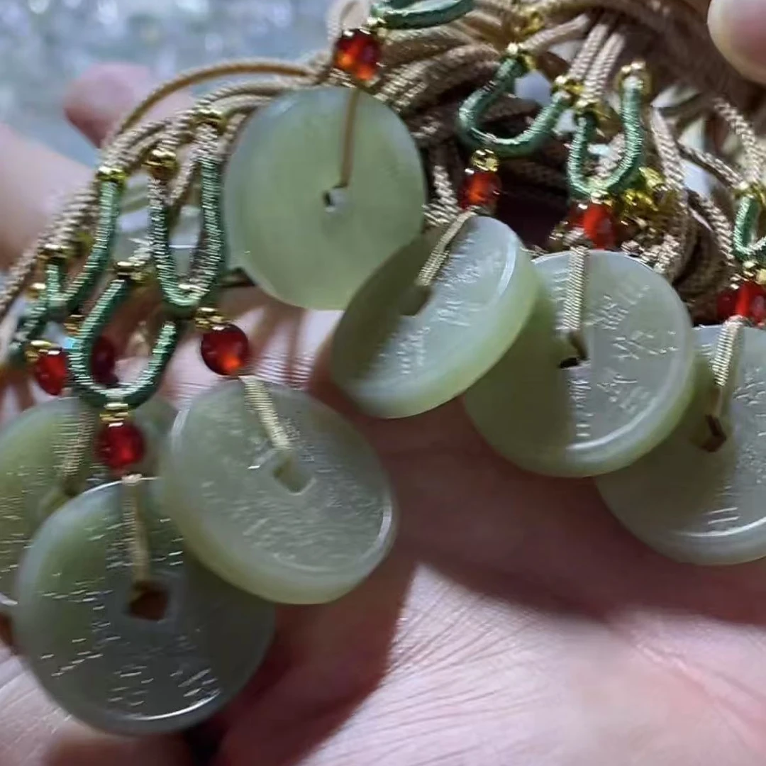 【玉经纶】-71099/Q31-和田玉吊坠-多样性发其—