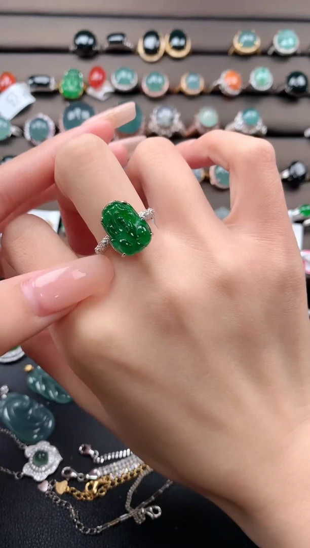 【闪购商品】翡翠戒指银S925镶嵌13131