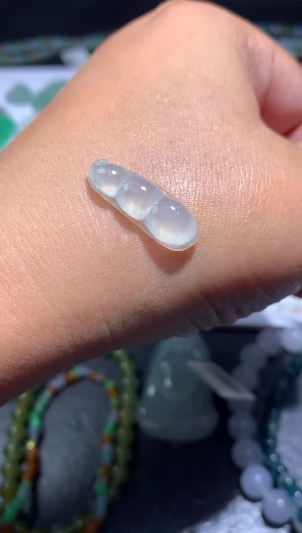 未镶嵌定制翡翠毛货23.3-8.4-4.5