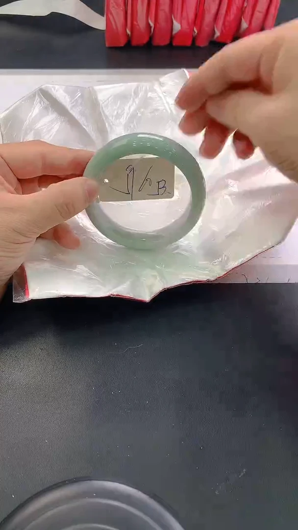 未镶嵌手镯翡翠53