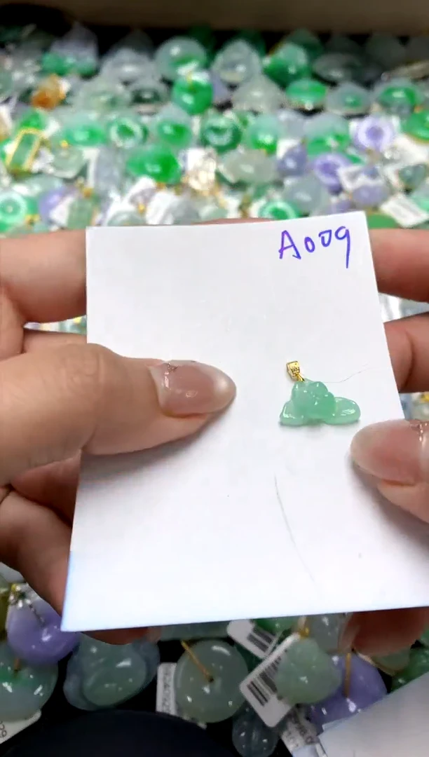 【闪购商品】翡翠颈饰18K金镶嵌111111111111111111