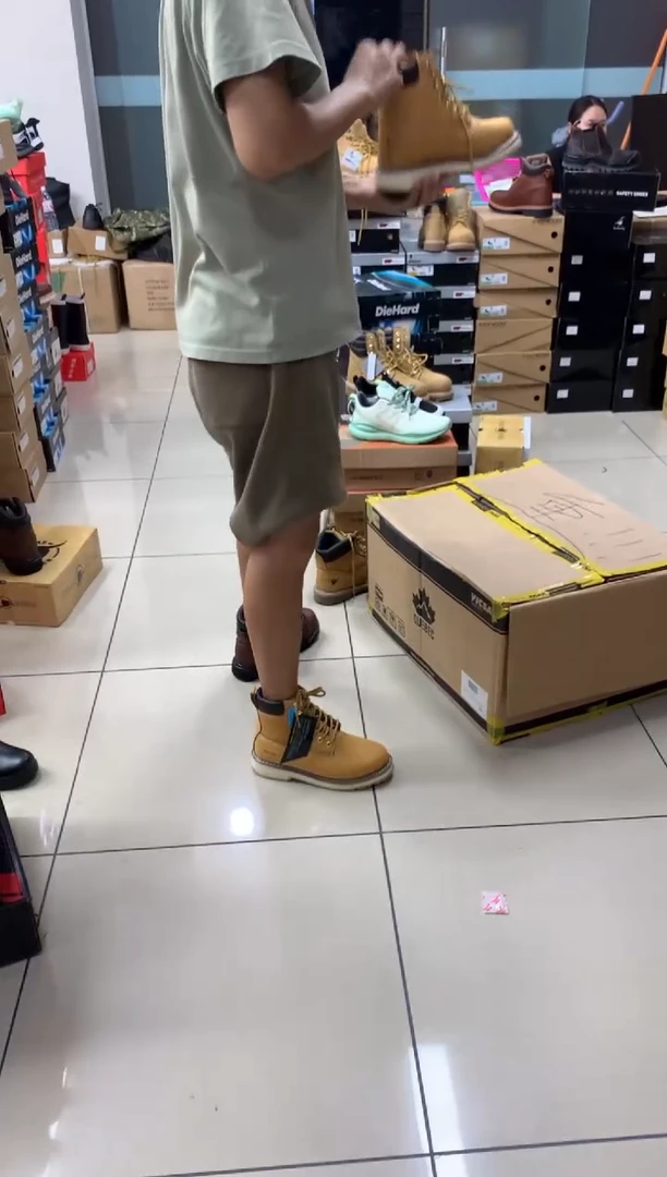 织物84101牛皮，44码，运动鞋码